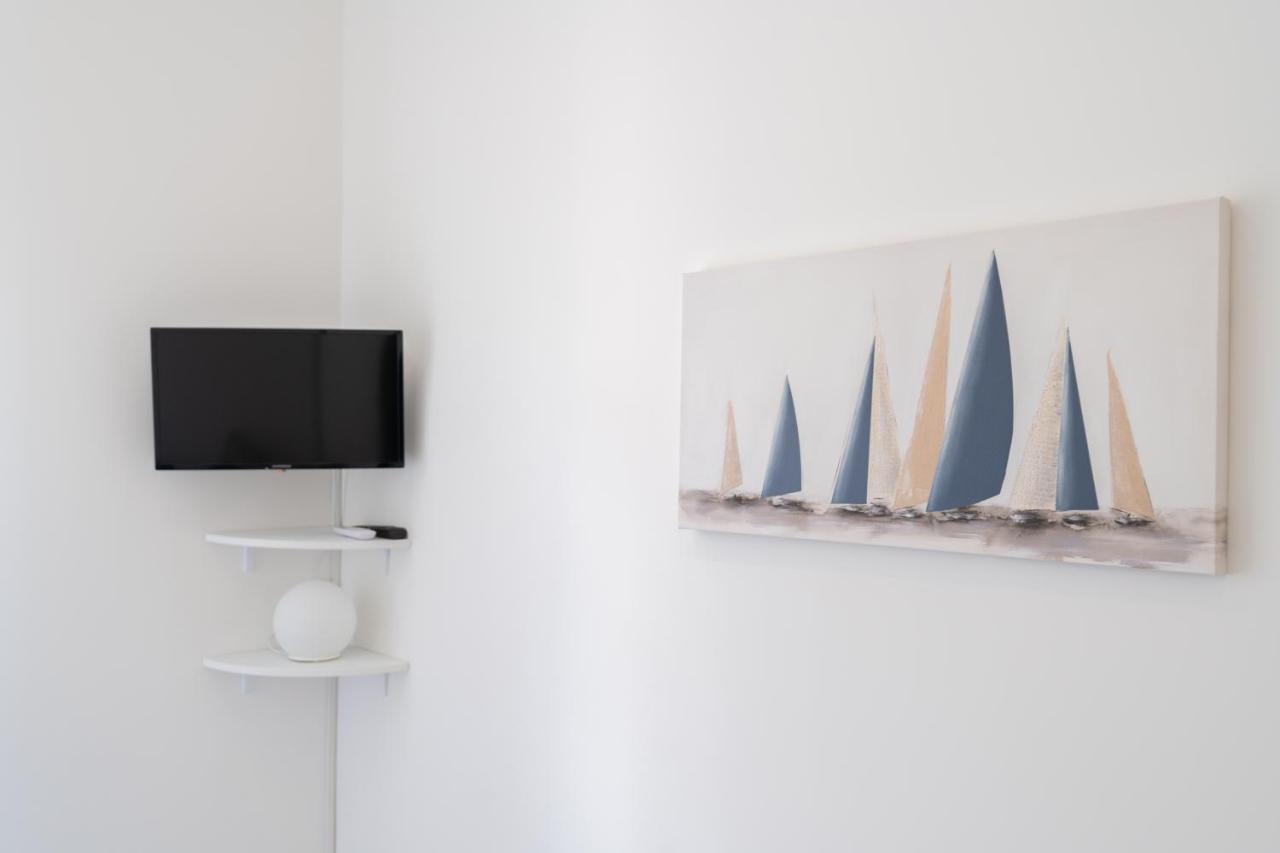 Lighthouse Apartment Таормина Экстерьер фото