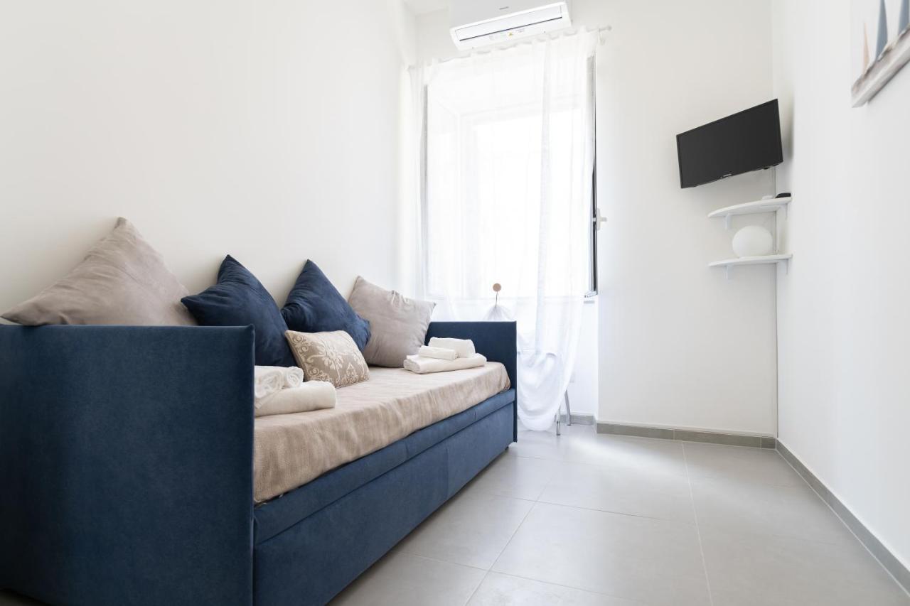 Lighthouse Apartment Таормина Экстерьер фото